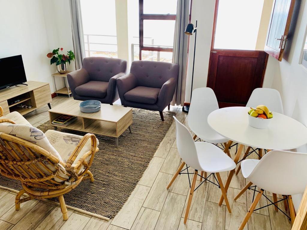 Captain Sunshine Guest House Groot-Jongensfontein Экстерьер фото